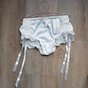 Parfait by Affinitas "Fiona" satin panties with garter, M